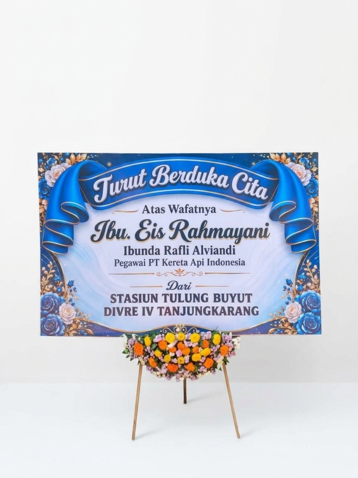 Karangan bunga duka cita bernuansa biru di Probolinggo